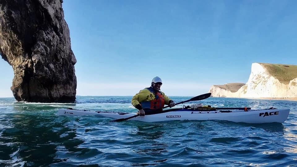 06046A94 51E7 4FF6 8541 AC58C3149B37